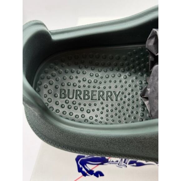 RETAIL $795 Burberry Green Bubble Sneakers*Rubber Low Tops*NEW in Box*Size 41 - Picture 7 of 16